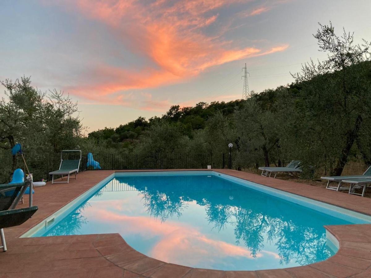 Agriturismo "Crocino In Chianti" Джайоле ин Кианти Екстериор снимка