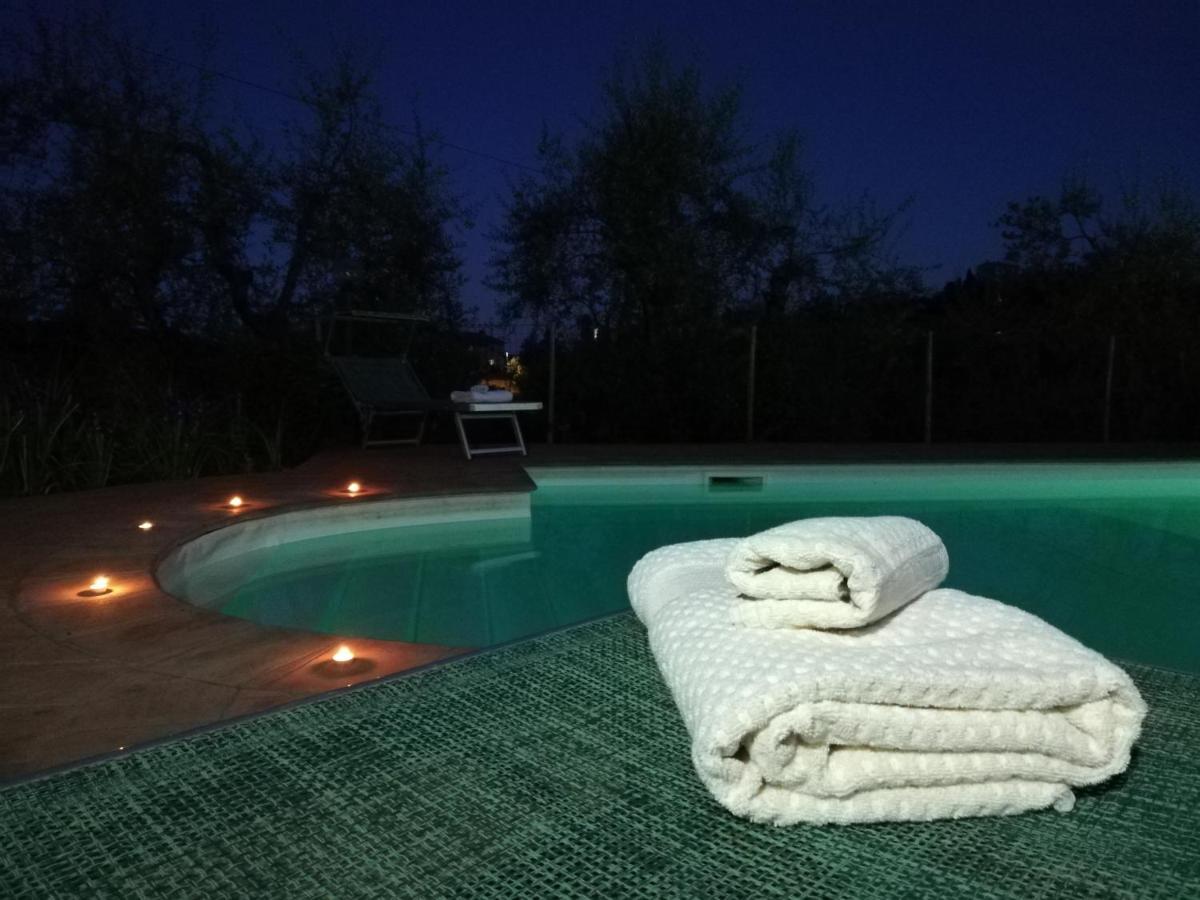 Agriturismo "Crocino In Chianti" Джайоле ин Кианти Екстериор снимка